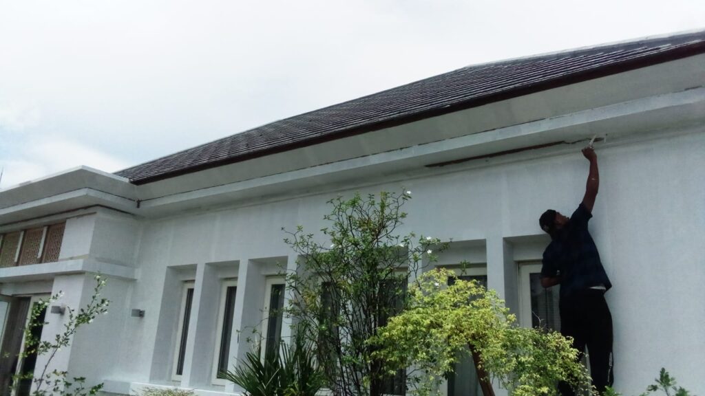 Pengecatan Rumah Kota Wisata